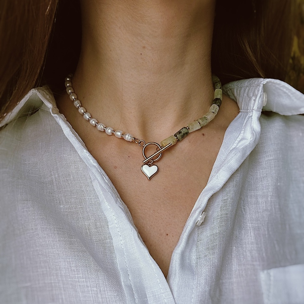 Freshwater pearl necklace